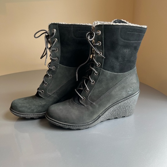 Women's Timberland Earthkeepers Amston Roll Top Black Boots Size 8 - Picture 3 of 11